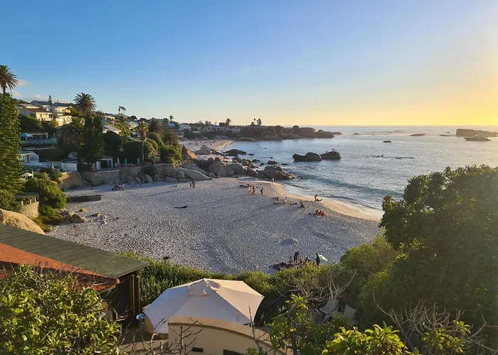Clifton 3Rd Beach House - Breathtakingly Beautiful Views!