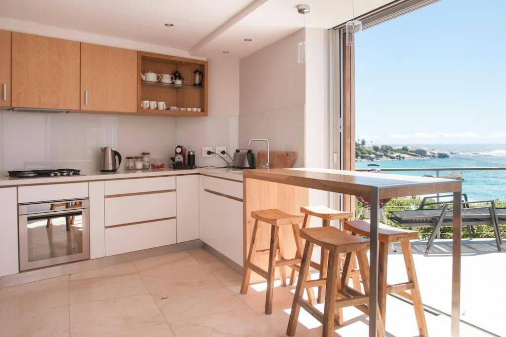 Clifton 3rd House - Breathtakingly Beautiful Views!